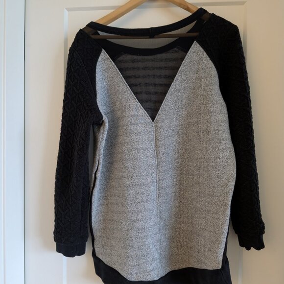 Michi NY | Raglan Crew | Women's Size M - Picture 3 of 5